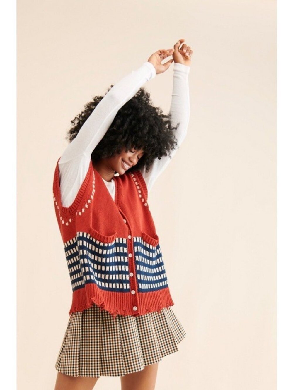 FOUND Small Checkered Knit Sweater Vest in Red Motiff Boho Acadmia Autumn
